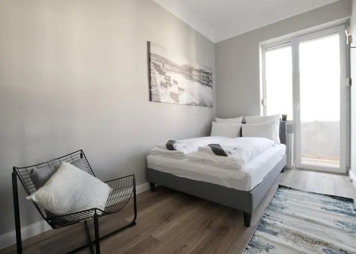 Standard By Hi5 - Tatra Street * Budapest